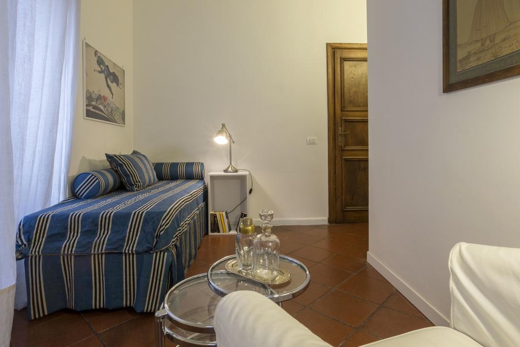 Gianicolo'S Hill Suite Apartment โรม ภายนอก รูปภาพ